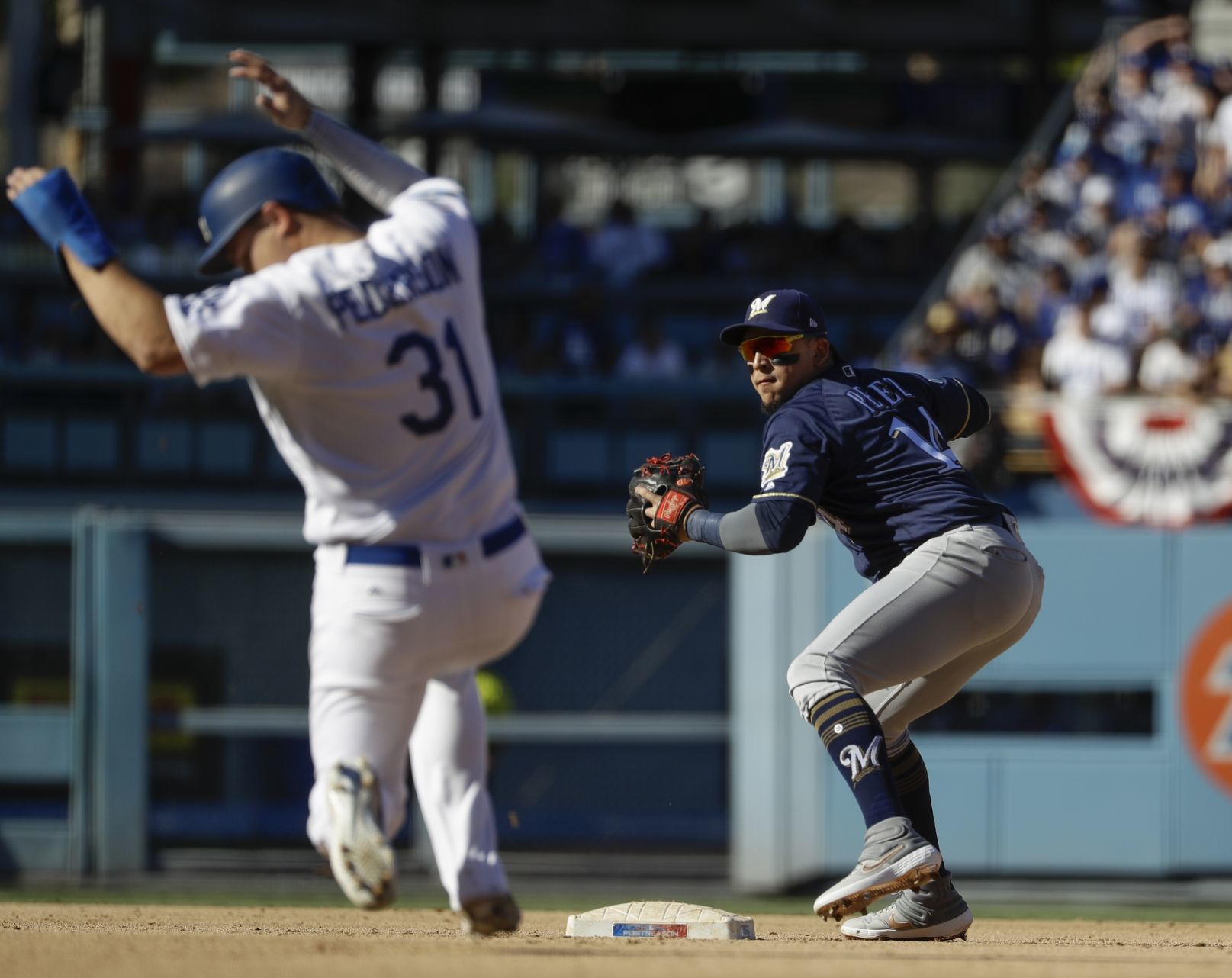Dodgers 5, Brewers 2